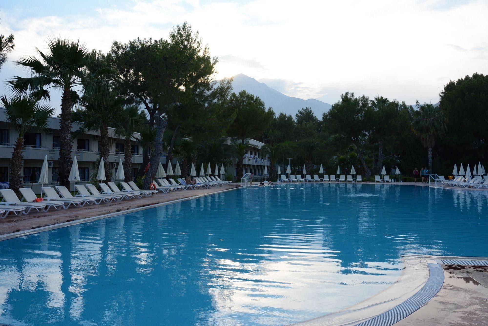 Hotel Fun And Sun Club Saphire Tekirova Esterno foto